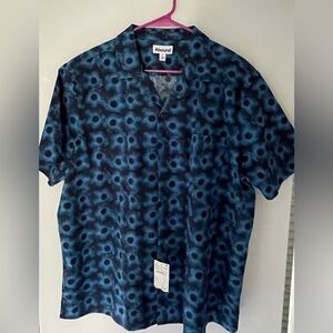 NWT !Shirt Mens Large Blue Floral Print Resort Collared Short Sleeve Button Up💙